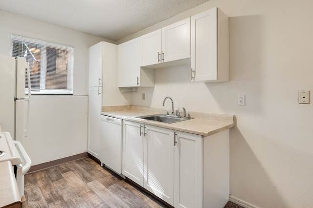 Studio apartment at Quail Ridge Apartments in Portland, OR